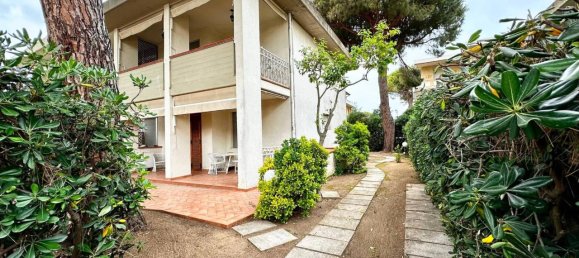 7 rooms Villa in Follonica, Italy No. 133389 2