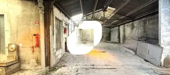 460m² Commercial property in Montreuil, France No. 302443 3