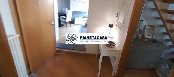 3-salle Appartement à Bergamo, Italy No. 266005 9