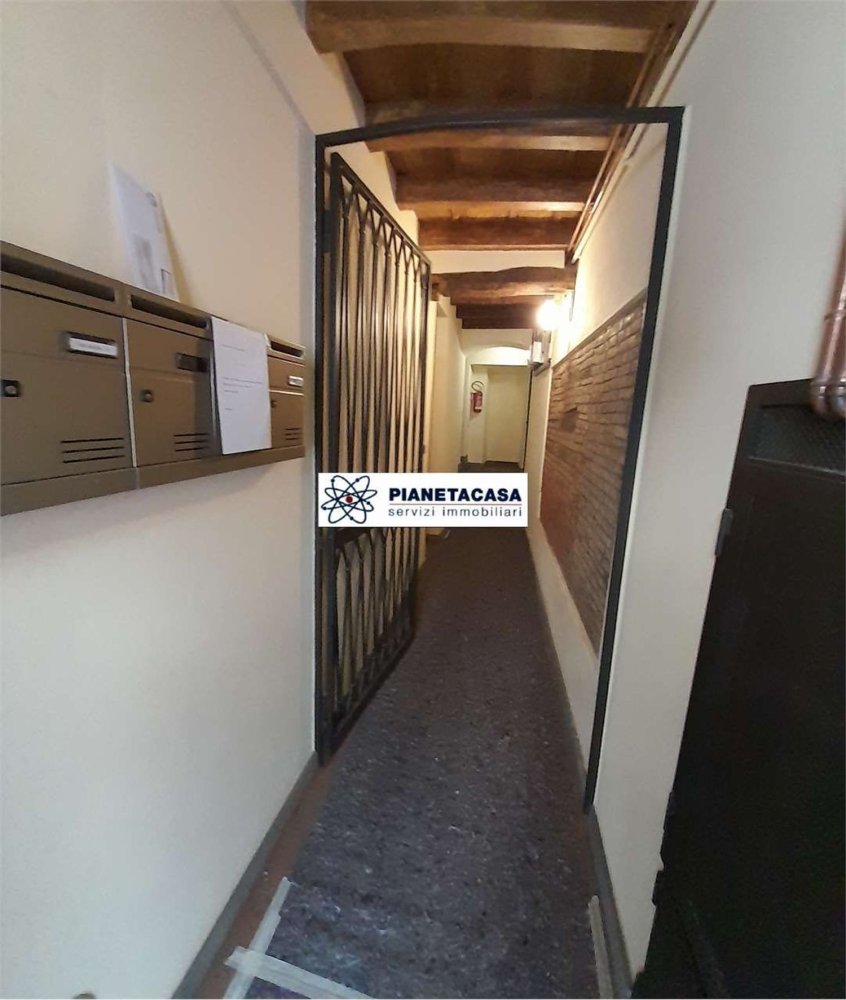 3 rooms Apartment in Bergamo, Italy No. 266005