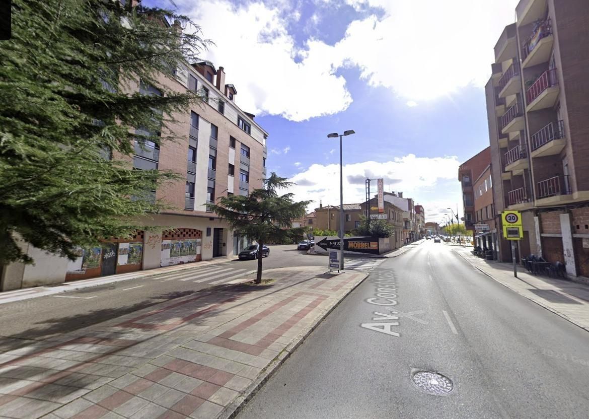 3 chambres Appartement à San Andres del Rabanedo, Spain No. 213924