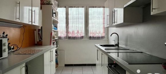 4 bedrooms Apartment in Domont, France No. 303488 2