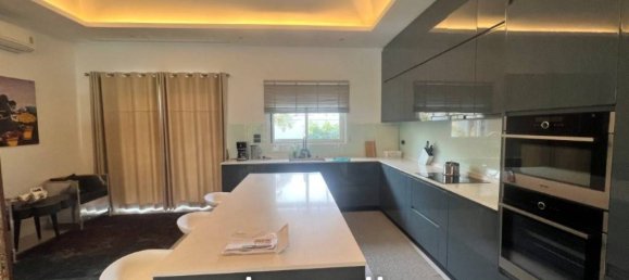 3 Schlafzimmer Villa in Hua Hin, Thailand, Nr. 32860 9