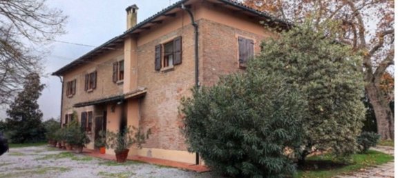 10-salle Maison à San Giorgio di Piano, Italy No. 100832 2