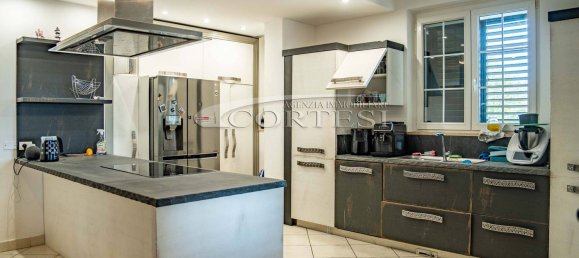 8 bedrooms Villa in San Giustino, Italy No. 324921 9