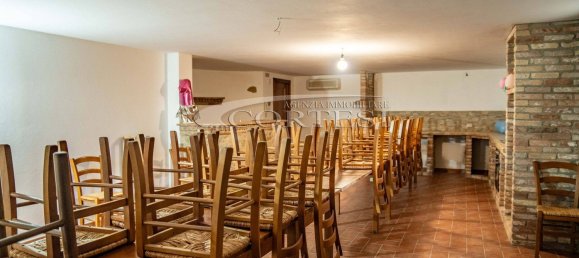 8 bedrooms Villa in San Giustino, Italy No. 324921 31