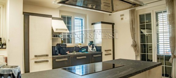 8 bedrooms Villa in San Giustino, Italy No. 324921 27