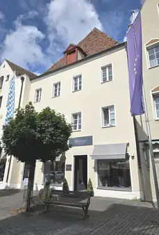 10-Zimmer Gebäude in Weiden in der Oberpfalz, Germany, Nr. 324902