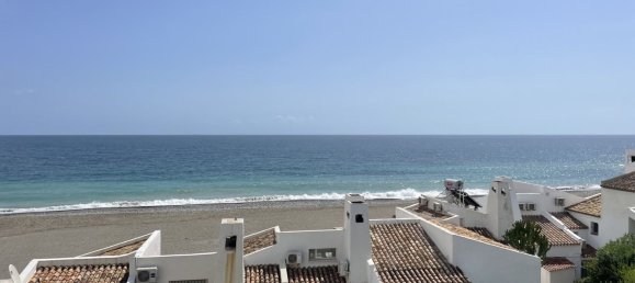 Ático de 2 dormitorios en Estepona, Spain No. 137425 4