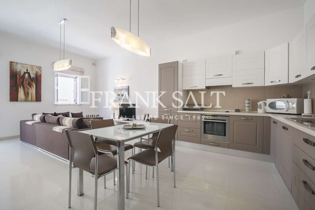 Квартира с 2 спальнями в Слима, Мальта № 8937