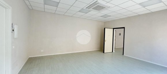 Офис 110м² в Брешиа, Италия № 301688 9