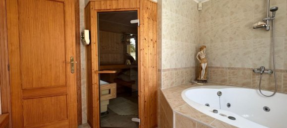 5 Schlafzimmer Haus in Torrevieja, Spain, Nr. 187032 20