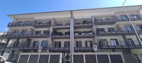 2 bedrooms Apartment in Cuneo, Italy No. 66386 11