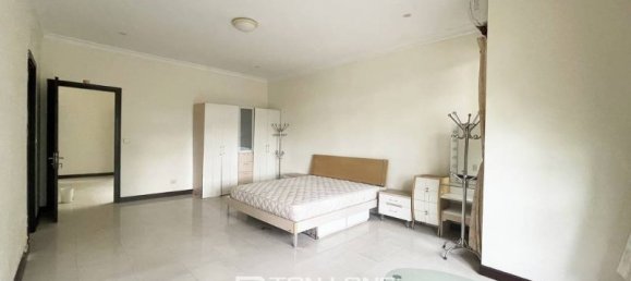 5 bedrooms Villa in Tay Ho, Vietnam No. 623 14