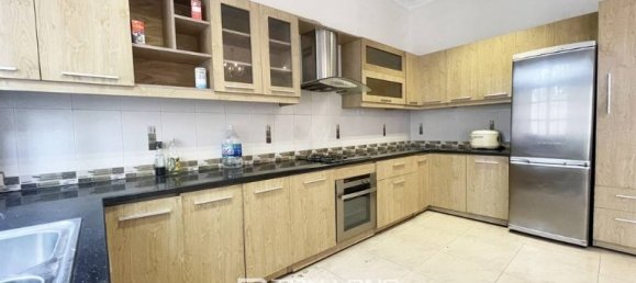 5 bedrooms Villa in Tay Ho, Vietnam No. 623 11