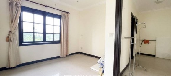 5 bedrooms Villa in Tay Ho, Vietnam No. 623 27
