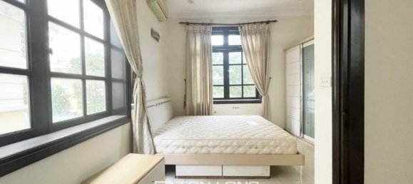 5 bedrooms Villa in Tay Ho, Vietnam No. 623 19