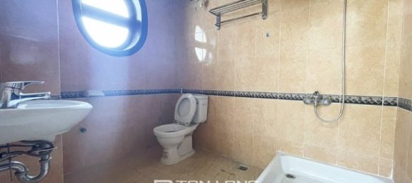 5 bedrooms Villa in Tay Ho, Vietnam No. 623 26