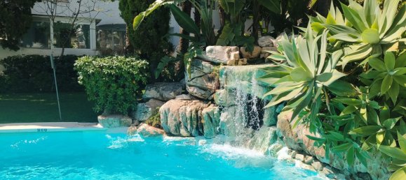 Apartamento de 4 dormitorios en Marbella, Spain No. 135021 27