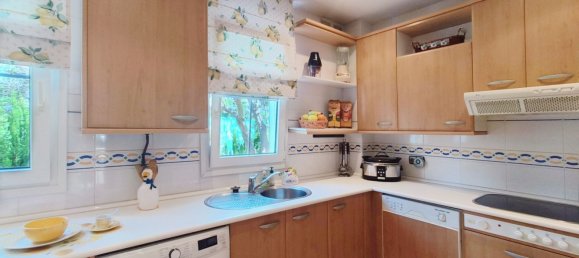 Apartamento de 4 dormitorios en Marbella, Spain No. 135021 9