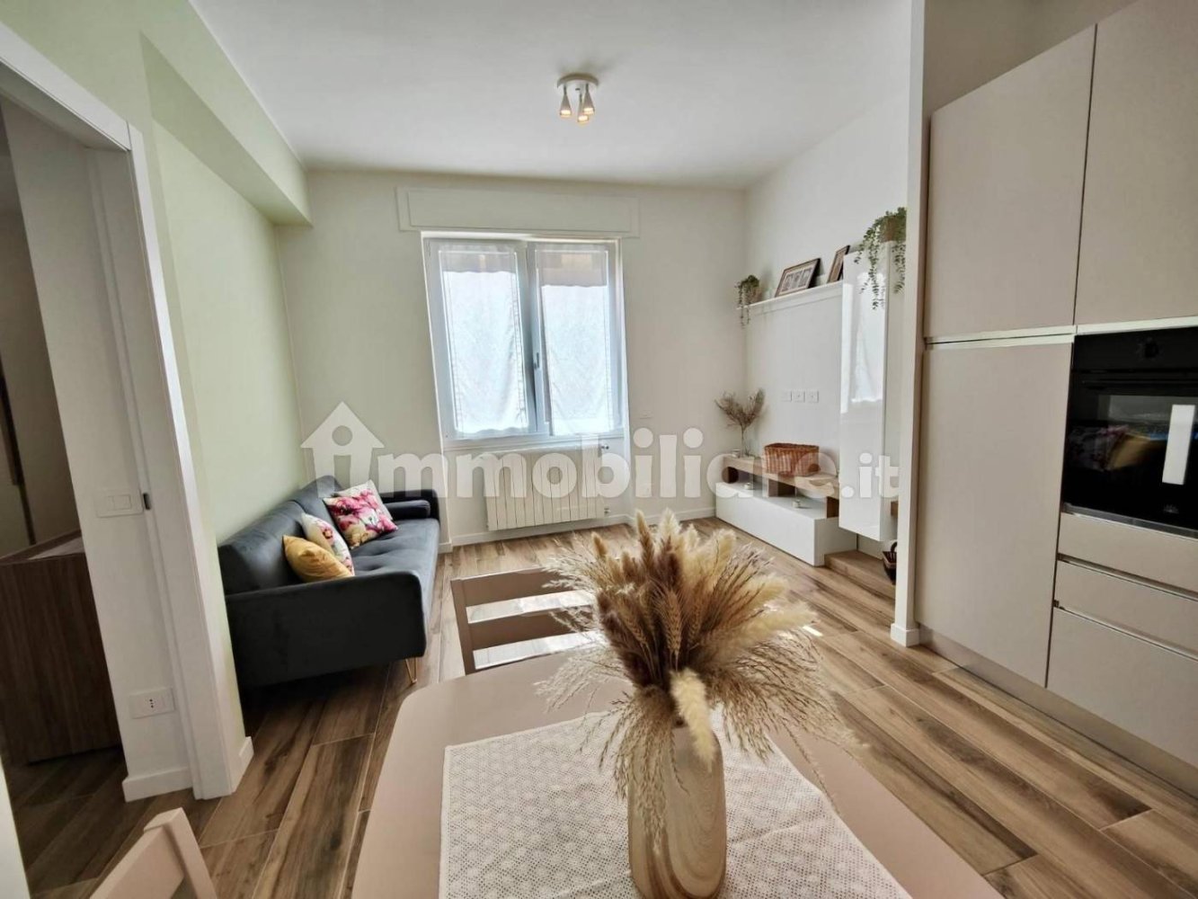 2 Schlafzimmer Wohnung in Milan, Italy, Nr. 358947