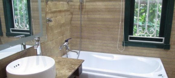 4 غرف نوم منزل في Hai Ba Trung, Vietnam رقم 4942 9