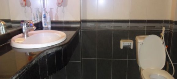 2 bedrooms House in Hai Ba Trung, Vietnam No. 5920 6