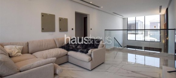 Villa T5 em Al Furjan, UAE N.º 99102 6