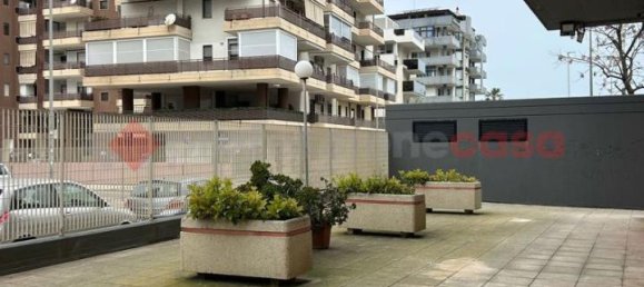 2 rooms Apartment in Bari, Italy No. 14818 2