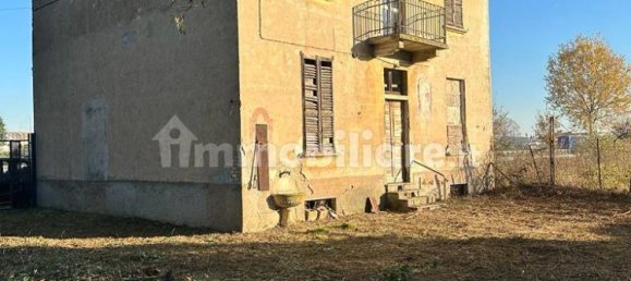 4 bedrooms House in Vermezzo con Zelo, Italy No. 378706 8