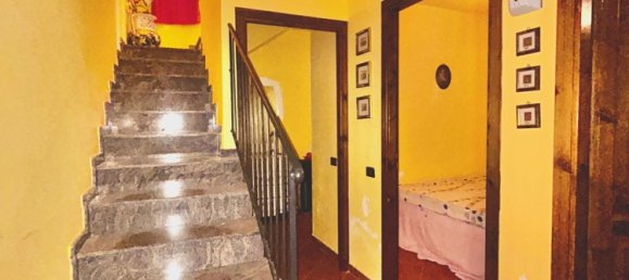 Casa de 4 dormitorios en Campofelice di Roccella, Italy No. 358326 31