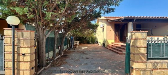 Casa de 4 dormitorios en Campofelice di Roccella, Italy No. 358326 15