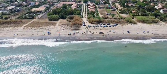 Casa de 4 dormitorios en Campofelice di Roccella, Italy No. 358326 10