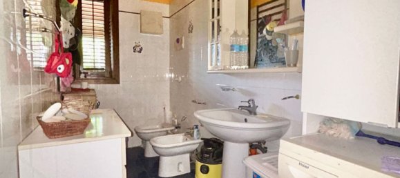 Casa de 4 dormitorios en Campofelice di Roccella, Italy No. 358326 25