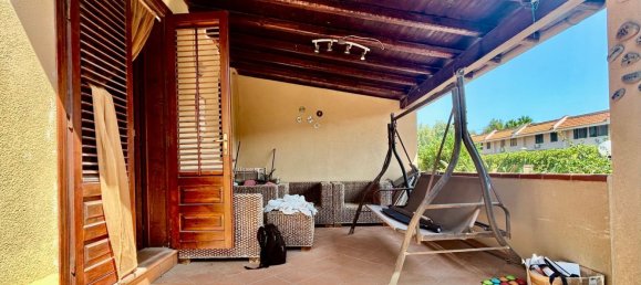 Casa de 4 dormitorios en Campofelice di Roccella, Italy No. 358326 21