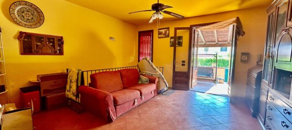 Casa de 4 dormitorios en Campofelice di Roccella, Italy No. 358326 24