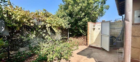 Casa de 4 dormitorios en Campofelice di Roccella, Italy No. 358326 30