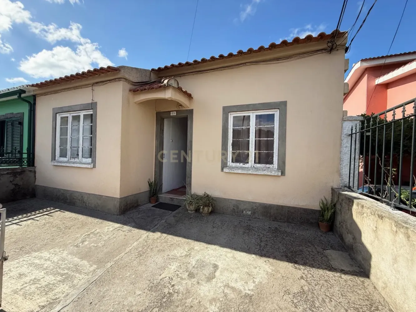 Villa de 3 dormitorios en Angra do Heroismo, Portugal No. 342051