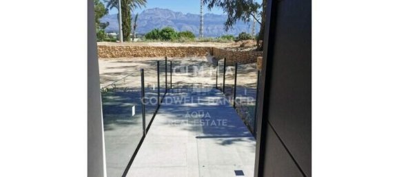 4 bedrooms House in Altea, Spain No. 80981 10