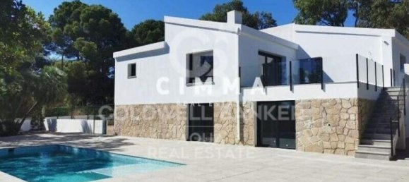 4 bedrooms House in Altea, Spain No. 80981 2