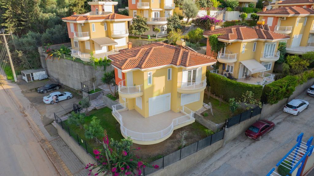 Villa 4+1 in Alanya, Turkey No. 52759