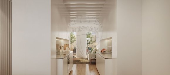 4 bedrooms House in Porto, Portugal No. 26630 3