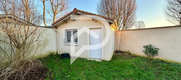 3 bedrooms House in Tremblay-en-France, France No. 148064 9