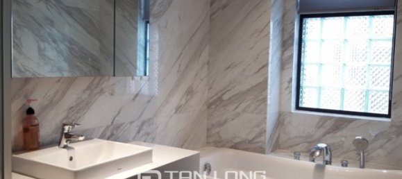 Villa de 4 dormitorios en Cau Giay, Vietnam No. 1179 8