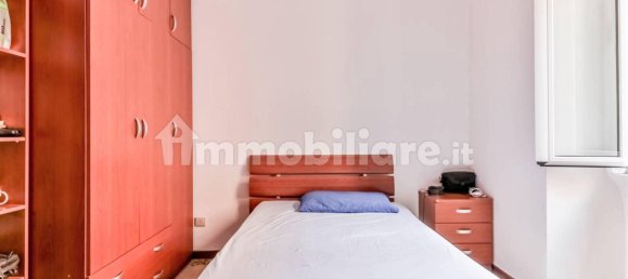 4 bedrooms Apartment in Rome, Italy No. 32647 39