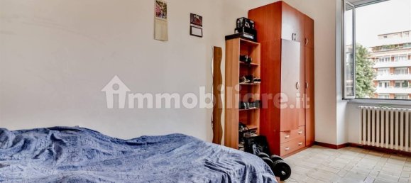 4 bedrooms Apartment in Rome, Italy No. 32647 33
