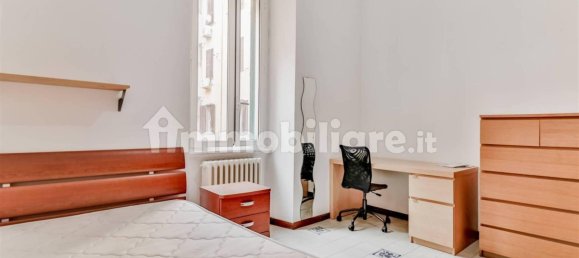 4 bedrooms Apartment in Rome, Italy No. 32647 36