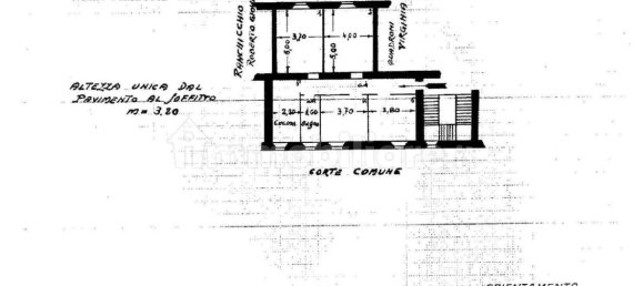 4 bedrooms Apartment in Rome, Italy No. 32647 26