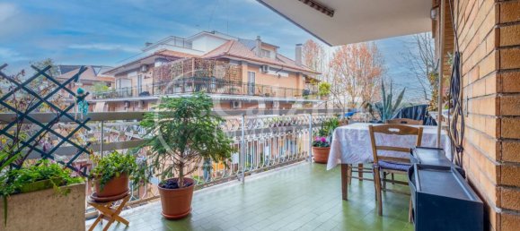 3 chambres Appartement à Rome, Italy No. 140265 10