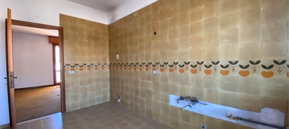 3 bedrooms Apartment in San Donà di Piave, Italy No. 63759 3